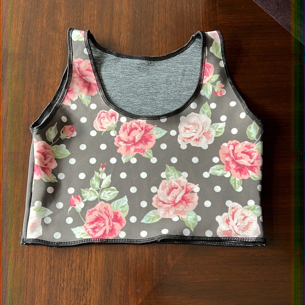 Sugar Lulu Top YM Sweet Roses * Soho London